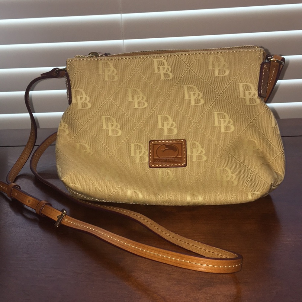 Dooney & Bourke Crossbody Bag